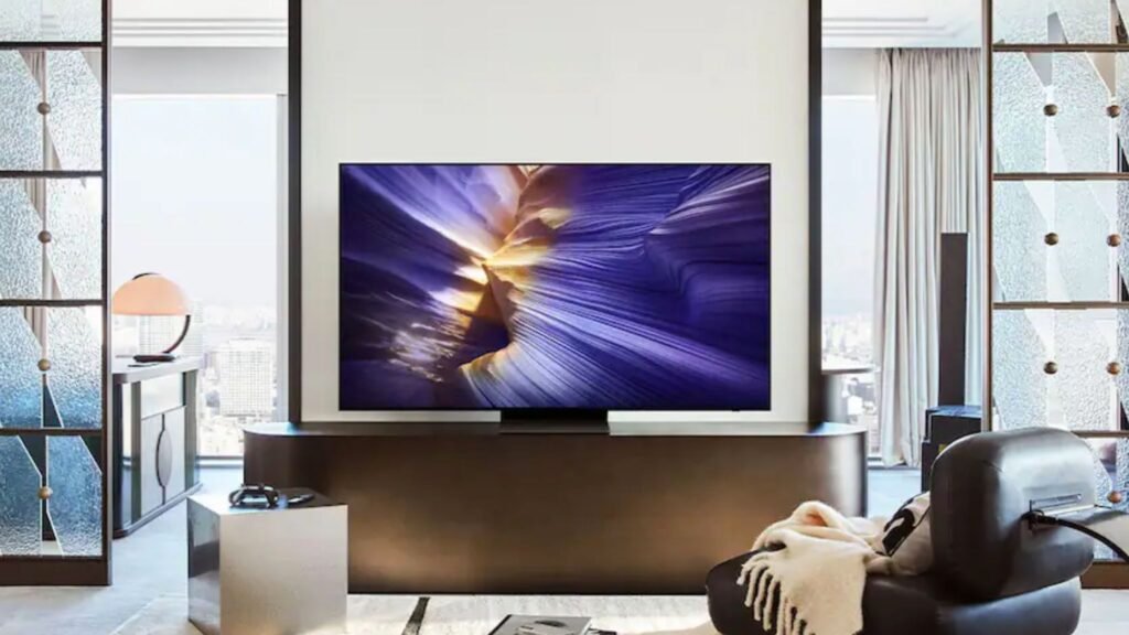 Ahead of Memorial Day Weekend, this pricey Samsung TV just scored a $1,300 PRICE DROP at Best Buy