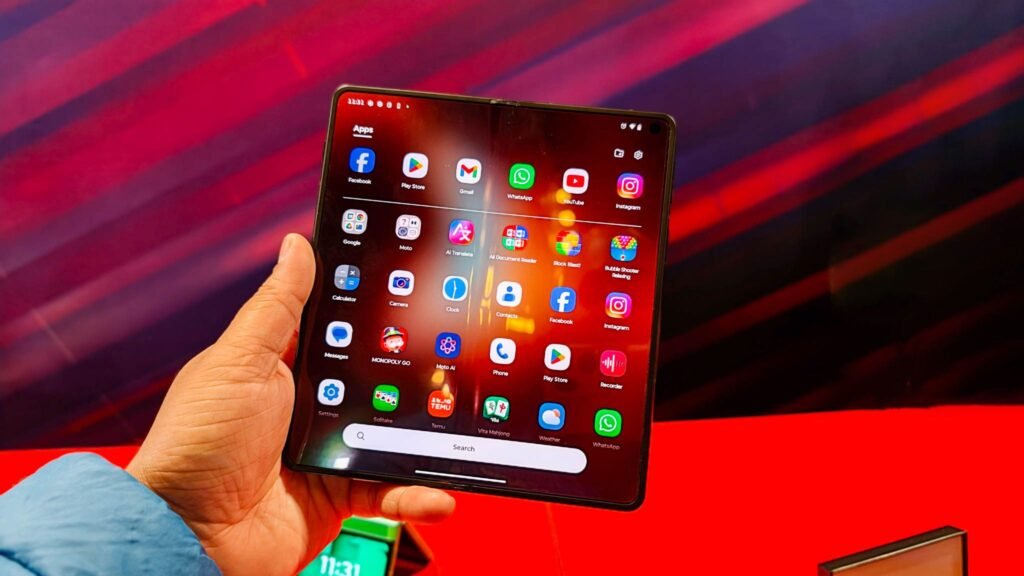 Does the Motorola Razr Fold support a stylus pen? Does the Motorola Razr Fold support a stylus pen?