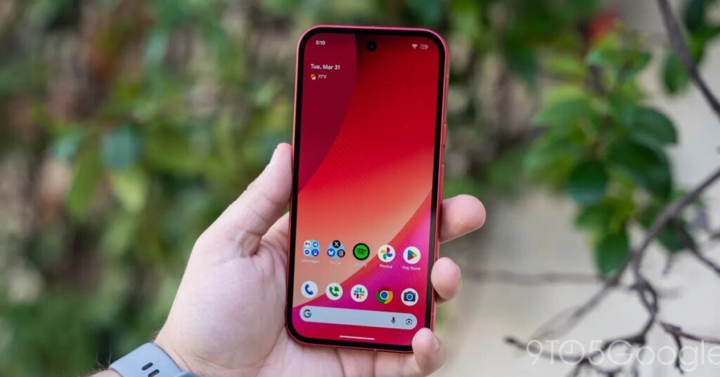 Google Pixel phones may let your turn off search bar soon [Video]