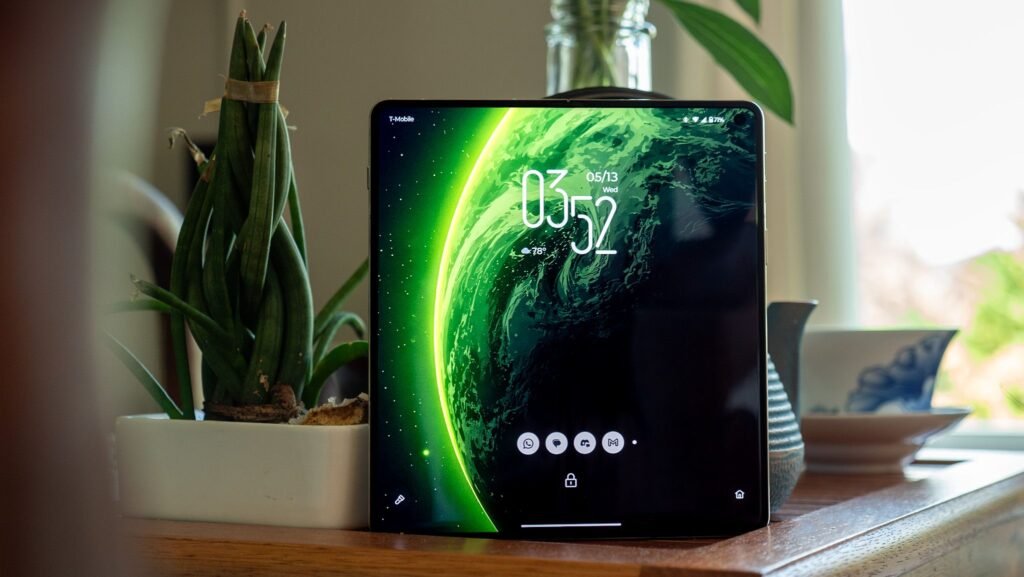 Motorola Razr Fold display review: Make one of the best foldable displays even better