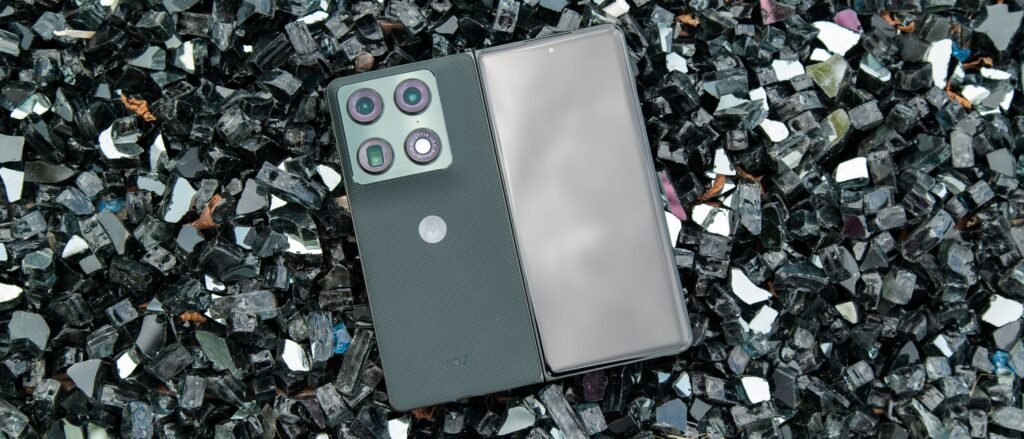 Motorola Razr Fold review: A new reason for Samsung to be nervous