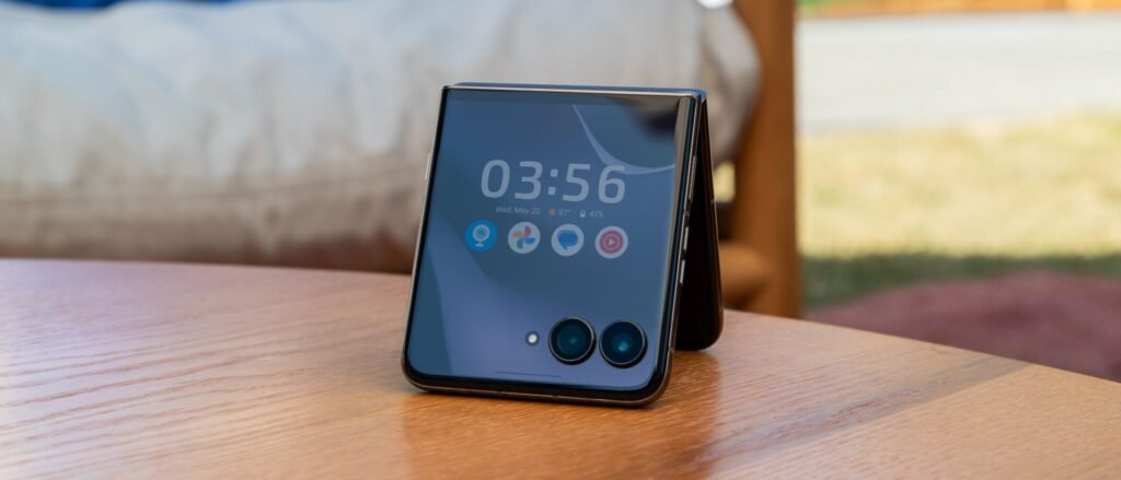 Motorola Razr Ultra 2026 review: Copy and paste
