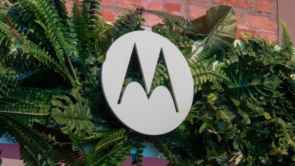 Motorola slid affiliate codes into your Amazon orders, now states this was 'unintended'