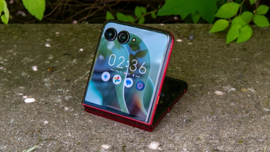 Skip the upgrade — you can get the 'nearly perfected' Motorola Razr Ultra (2025) for $800 LESS than the 2026 model today
