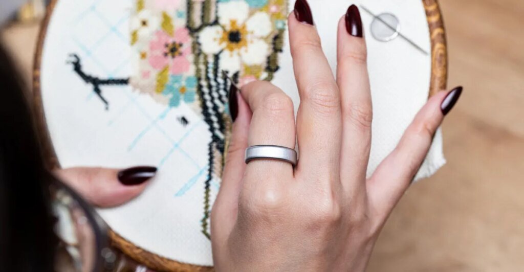 Less is more with the Oura Ring 5 Less is more with the Oura Ring 5