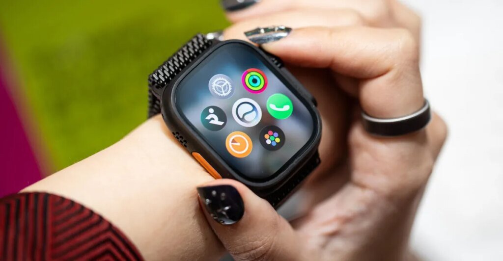 Siri AI makes the Apple Watch finally feel like a wrist computer Siri AI makes the Apple Watch finally feel like a wrist computer