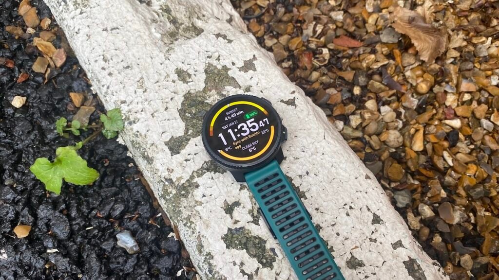 Suunto Q2 wrap-up puts maps and outdoor tools in focus Gadgets & Wearables
